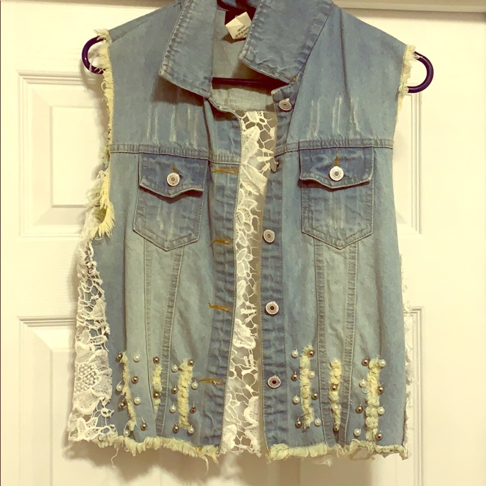 Jean Vest